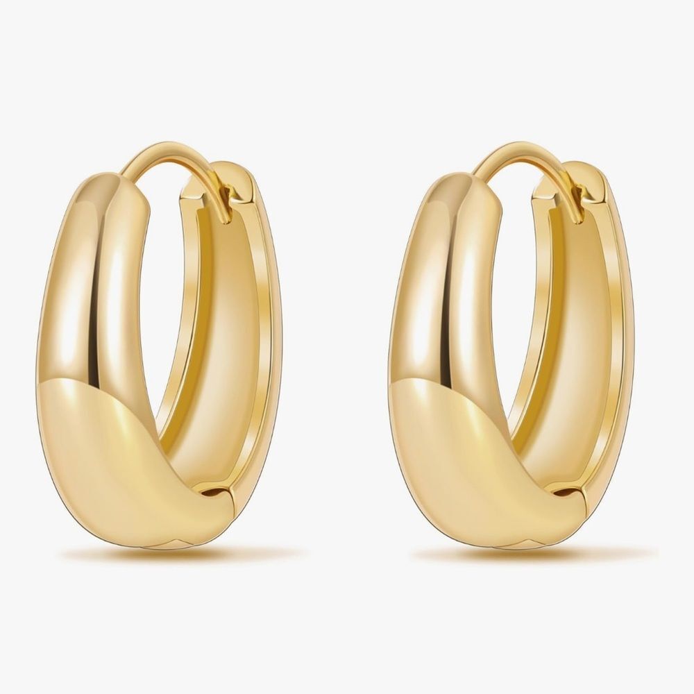 NEW 18k gold plated Elegant Gold Hoop Earrings
